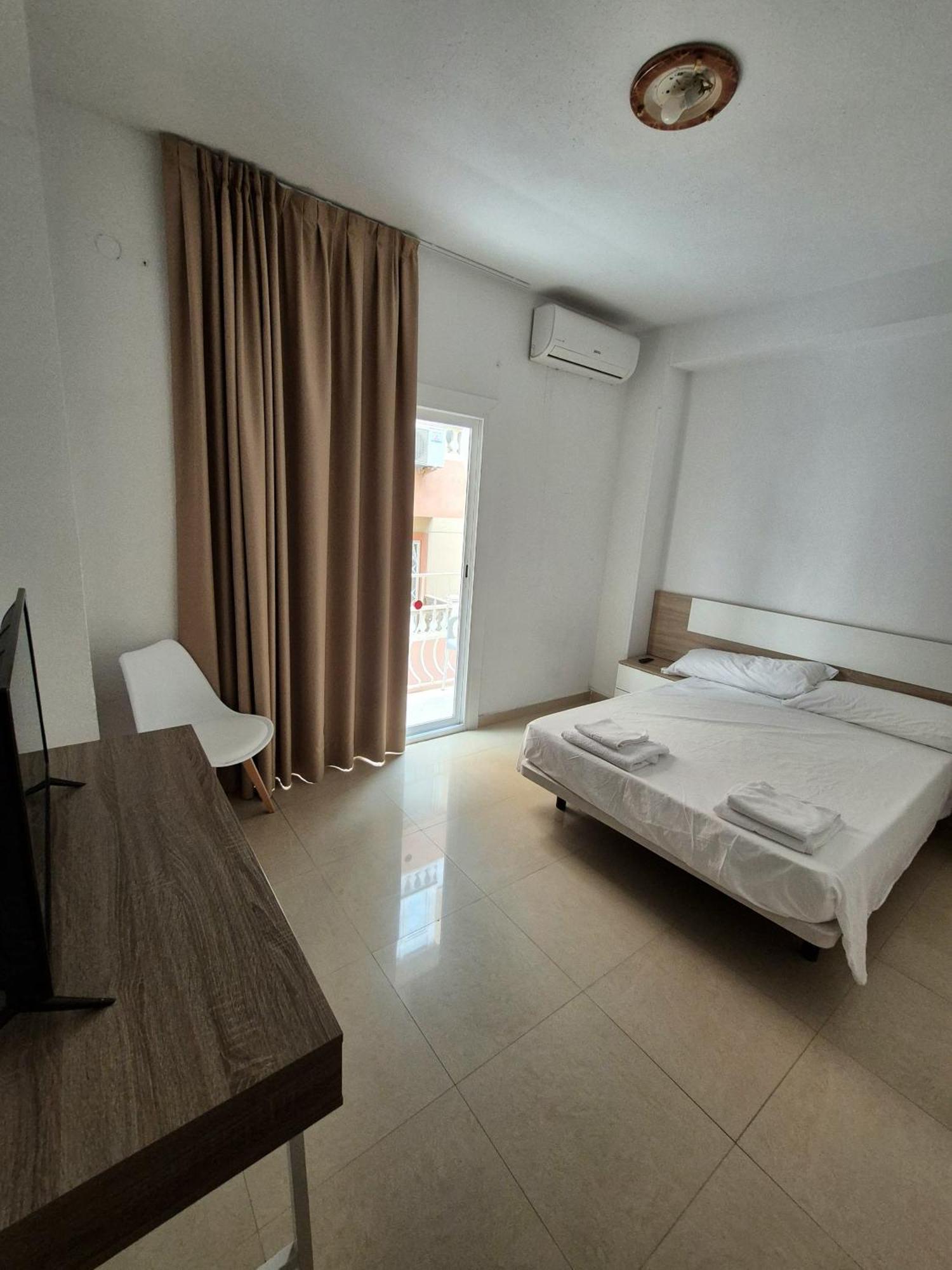 Hotel Moli Beach Benidorm Extérieur photo